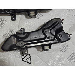 68204730AE Jeep Grand Cherokee Air Compressor Pump Lower Bracket Mount