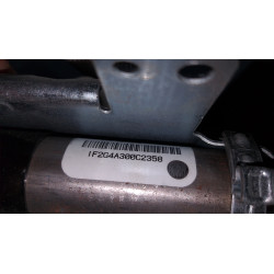FORD SEAT BELT DB53-78613G45-B 0589-P1-000096 NEW