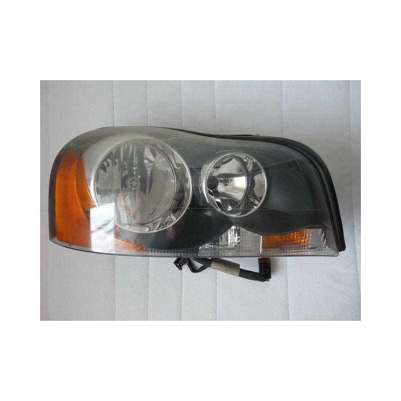 VOLVO XC90 HEADLIGHT RIGHT 2003-2009 VALEO 30744008 30744007 30744010