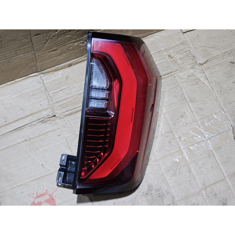 85777736 GMC Yukon Right LED Tail Lamp 2025 85788625