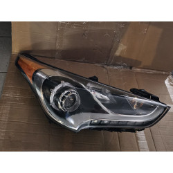 Hyundai Veloster Right LED Halogen Headlight 2012-2017