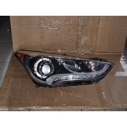 Hyundai Veloster Right LED Halogen Headlight 2012-2017