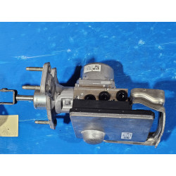 85697531 Chevrolet Silverado 1500 Brake Master Cylinder Booster ABS Pump