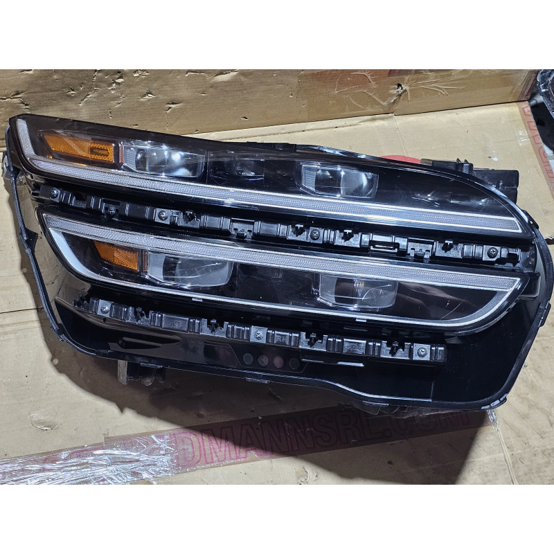 92102-AR000 Genesis GV70 Right Full LED Headlight 2021-2025 92102-AR200
