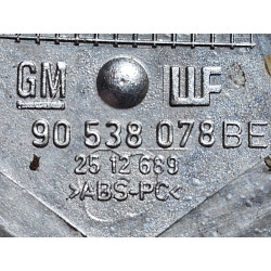 90538078 Cadillac Catera Chrome Center Cap 1997-1999