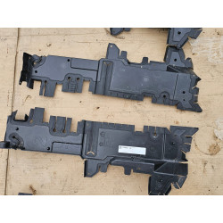68468207AA Jeep Grand Cherokee Radiator Side Air Seal, Left 2022-2026