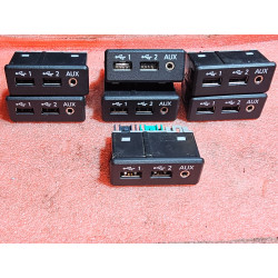 28023-9FU0A Nissan Titan Center Console Dual USB AUX Port 2018-2019