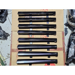 68220-EZ10A Nissan Titan Right Passenger Side Dash Trim Bezel Fastener