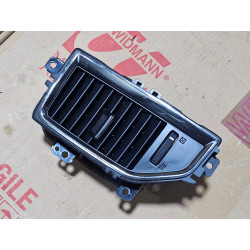 68751-EZ40A Nissan Titan XD Dash Center Left Inner Air Vent Grille