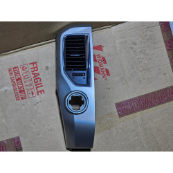 68751-EZ10A Nissan Dash Center Left Trim Bezel Air Vent Grille (chrome)