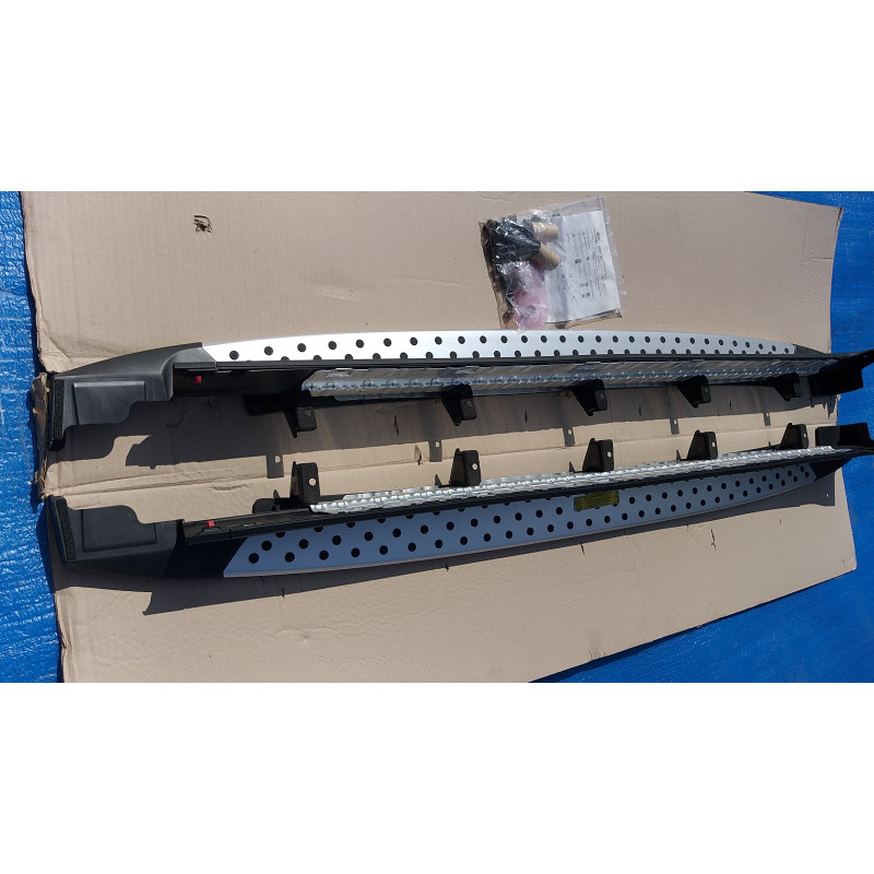KIA SORENTO RUNNING BOARD STEP BARS 2016-2019 C6F37AC000 C6F37-AC000 NEW PAIR SET