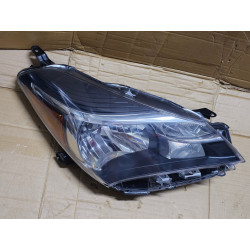 81130-0DA70 Toyota Yaris Hatchback Halogen Headlight 2015-2017