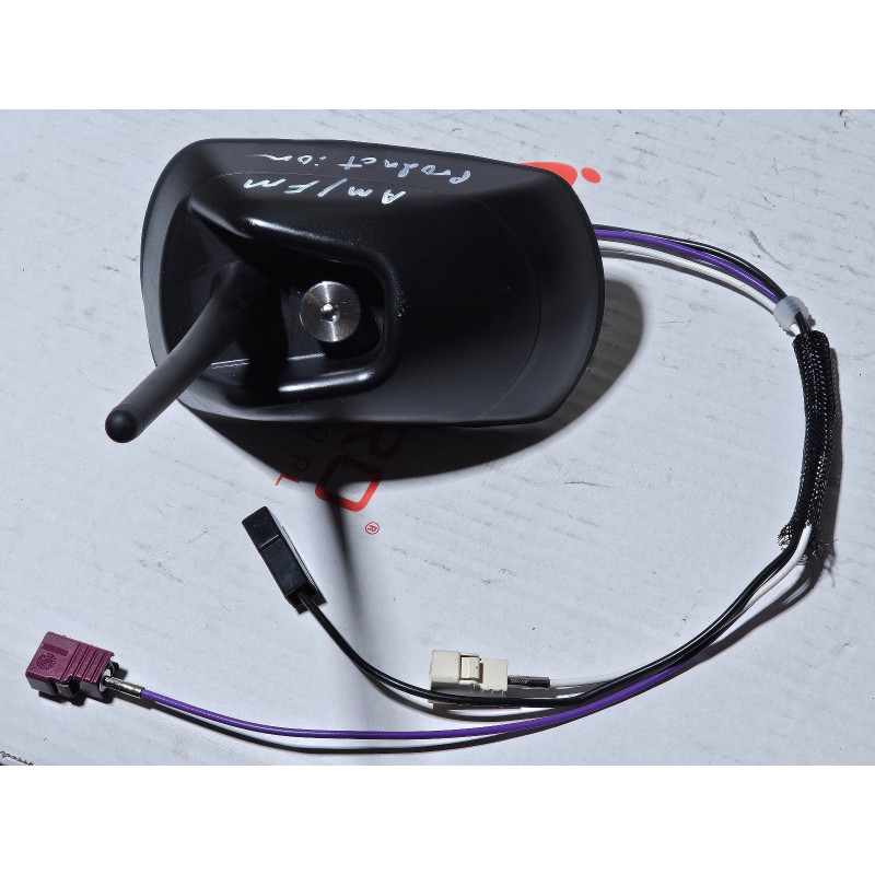 AL225635 John Deere Roof GPS Radio Antenna