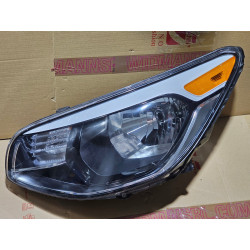 92101-B2230 Kia Soul Left Halogen Headlight (US Version) 2014-2019
