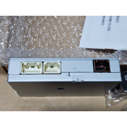 PT233-47100 Toyota Prius USB / Ipod Radio Media Interface Module 2009-2013
