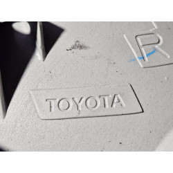 Toyota Hiace Right Halogen Headlight 2005-2010