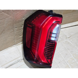 85777735 GMC Yukon Left LED Tail Lamp 2025-2026 85758682