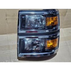 4078971C91 Chevrolet Silverado 4500 HD Left Mid Halogen Headlight (chrome)