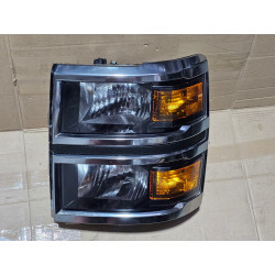 4078971C91 Chevrolet Silverado 4500 HD Left Mid Halogen Headlight (chrome)