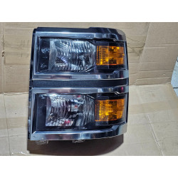 4078971C91 Chevrolet Silverado 4500 HD Left Mid Halogen Headlight (chrome)