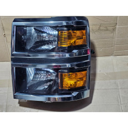 4078971C91 Chevrolet Silverado 4500 HD Left Mid Halogen Headlight (chrome)