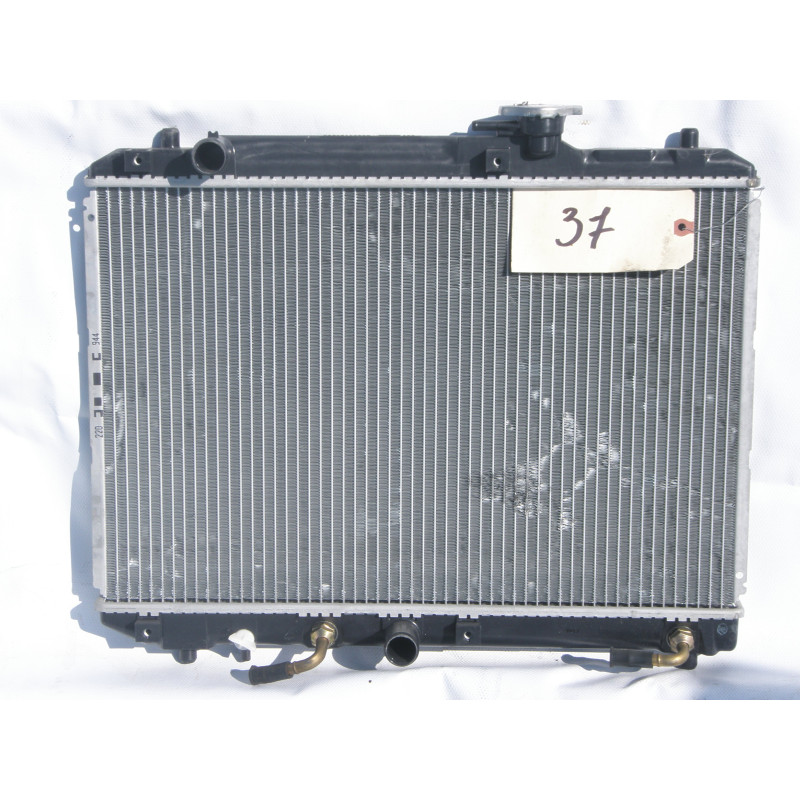 1770060G12 Suzuki Esteem Radiator 1995-2000