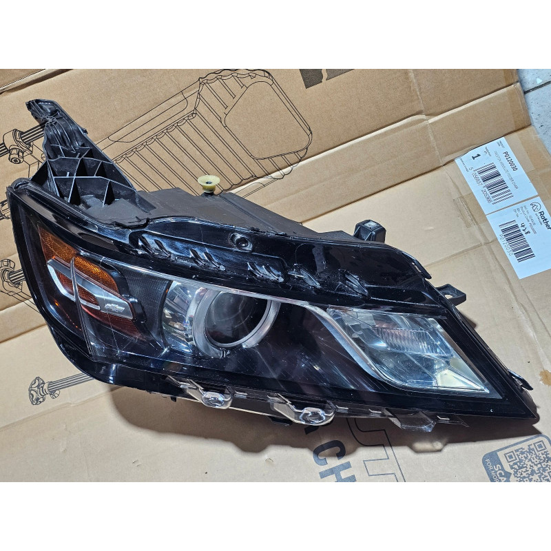 84160413 Chevrolet Impala Right Xenon Headlight 2015-2020 19434732