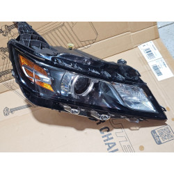 84160413 Chevrolet Impala Right Xenon Headlight 2015-2020 19434732