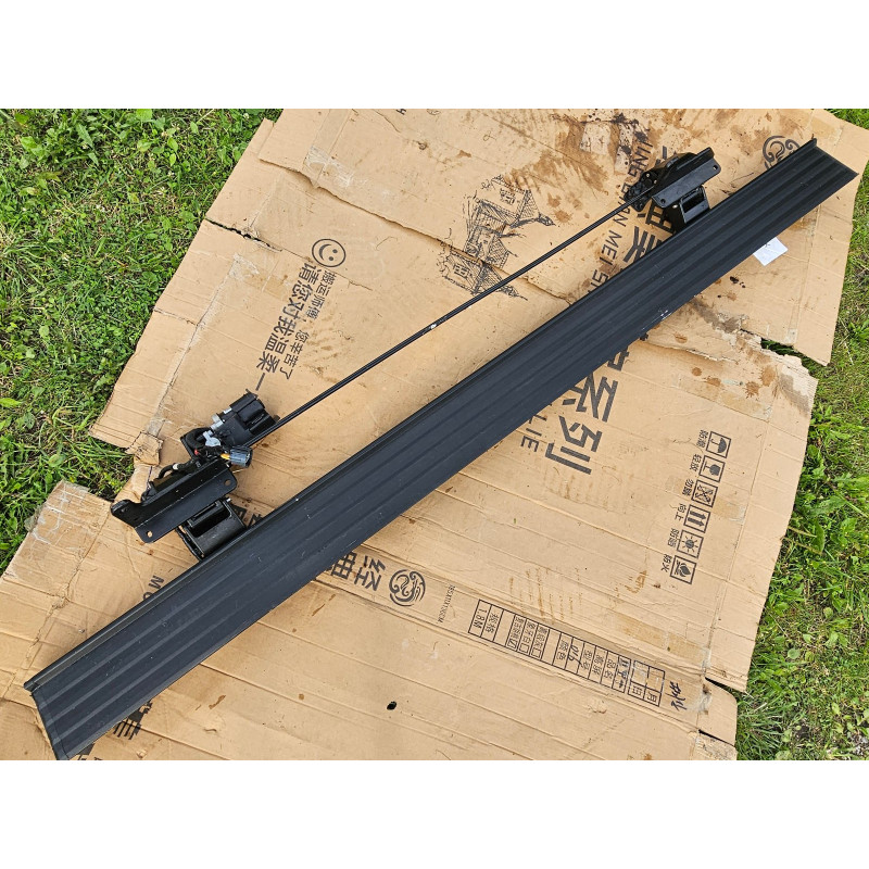 86279575 Cadillac Escalade ESV Left Step Running Board 2025-2027 84543161