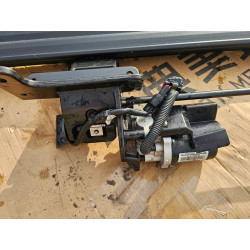86279576 Chevrolet Suburban Right Step Running Board 2025-2027 84543162