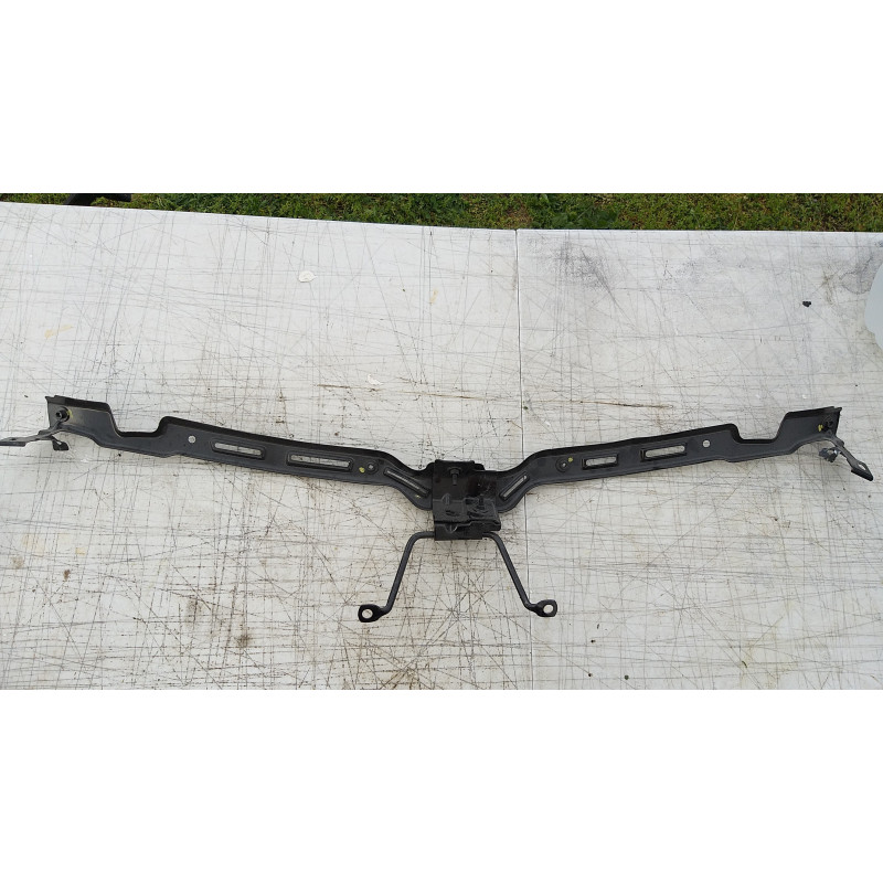 CHEVROLET CORVETTE C7 FRONT CENTER SUPPORT 2014-2019 GM 23213880
