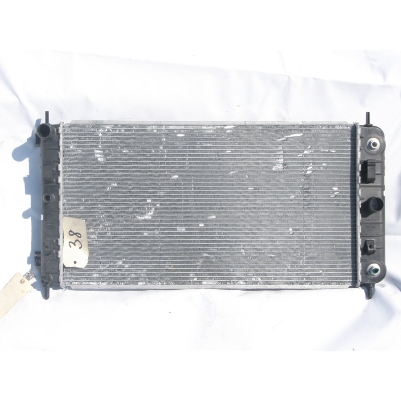 52494386 Chevrolet Malibu Radiator 2004-2006