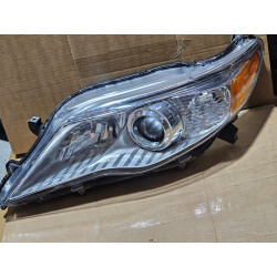 81150-07110 Toyota Avalon Left Halogen Headlight 2011-2012