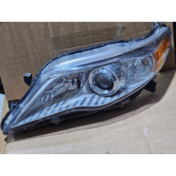 81150-07110 Toyota Avalon Left Halogen Headlight 2011-2012