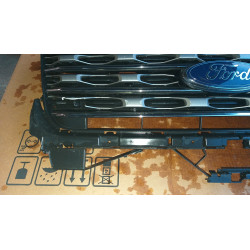 FORD EXPLORER GRILL 2016-2018 FB53-8150-ABW FB53-8200-A