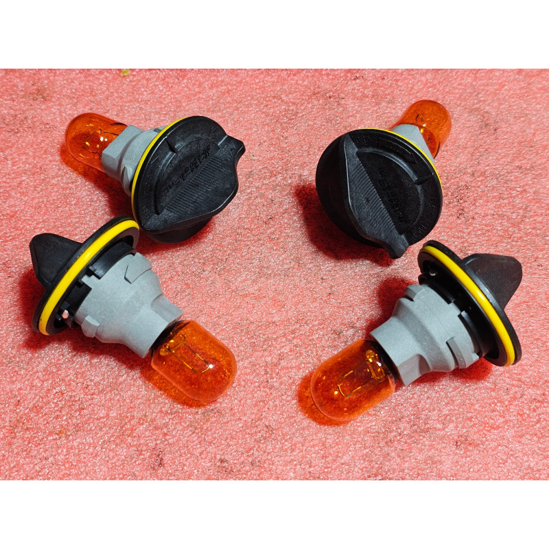 1X CHEVROLET TAHOE BLAZER CADILLAC SRX HEADLIGHT TURN BULB Socket 2010-2022 GM 84987048  22880354 23233116 A-35-NB ZFD-02089-AL