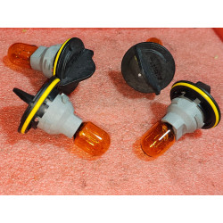 1X CHEVROLET TAHOE BLAZER CADILLAC SRX HEADLIGHT TURN BULB Socket 2010-2022 GM 84987048  22880354 23233116 A-35-NB ZFD-02089-AL
