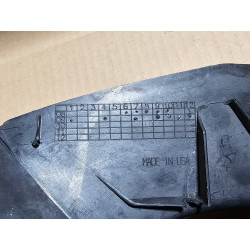 FORD LEFT TAIL LAMP TRIM 225328
