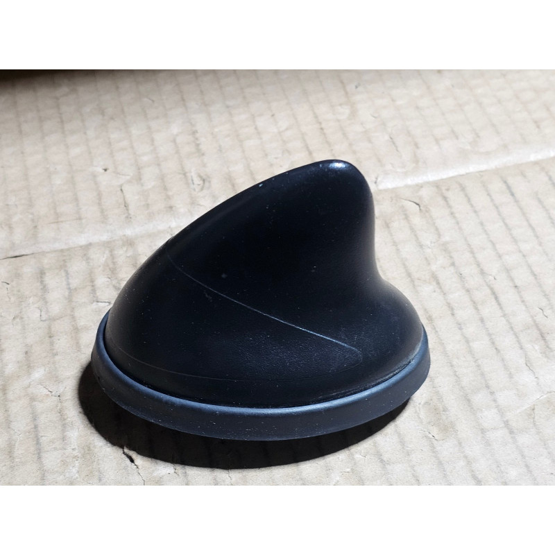 ROOF GPS RADIO ANTENNA 570233A100 570201A000 MISSING CONNECTOR
