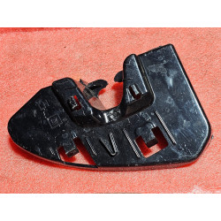 GMC YUKON LEFT TAIL LAMP LOWER BRACKET 2021-2024 600207