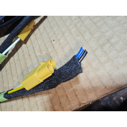 1X CHEVROLET OPEL BUICK ROOF GPS RADIO ANTENNA GM 84778133 000140640 NEW MISSING CONNECTOR