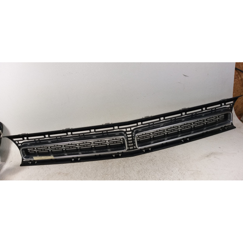 DODGE CHALLENGER SRT CHROME GRILL 2015-2018 9403971 15LA-116AA 68259754AD 68259754AC 68259754AB