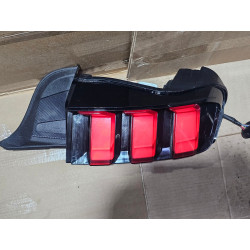 FORD MUSTANG S650 RIGHT LED TAIL LAMP 2024 PR3B-13B504-ED PR3B-13504-B EURO HOUSING DEFECT PARTS ONLY