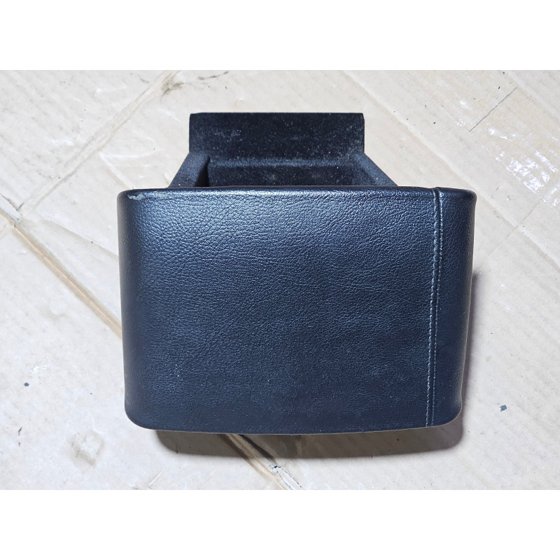 CADILLAC ELR  REAR CENTER CONSOLE TRIM PANEL BLACK 2014-2016 GM 22922061