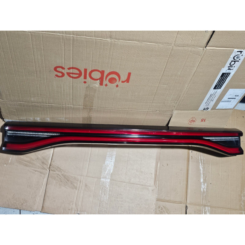 BYD TANG II EV600 REAR CENTER LED TAIL LAMP 2018-2022 ST-4107300A ST-4107300
