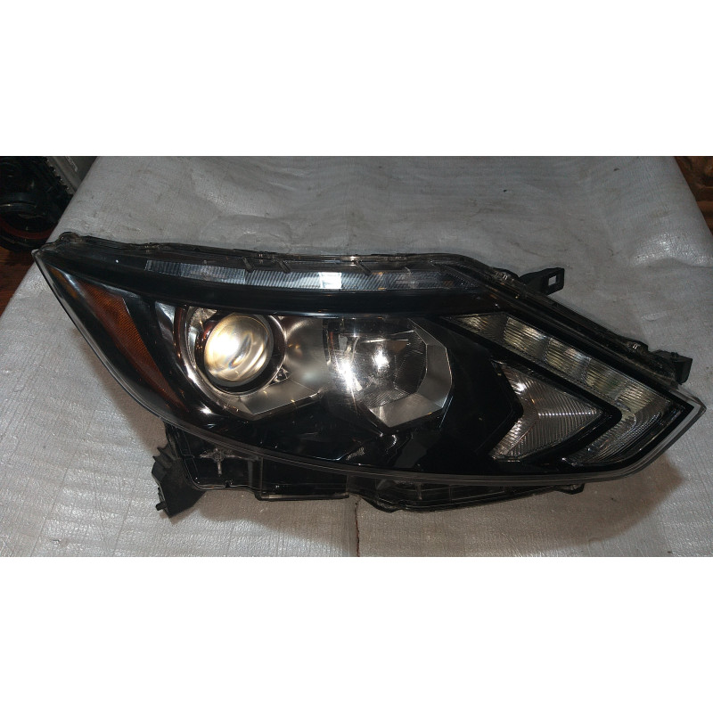 NISSAN ROGUE SPORT RIGHT LED HEADLIGHT USA 2017-2019 26010-6MA0A