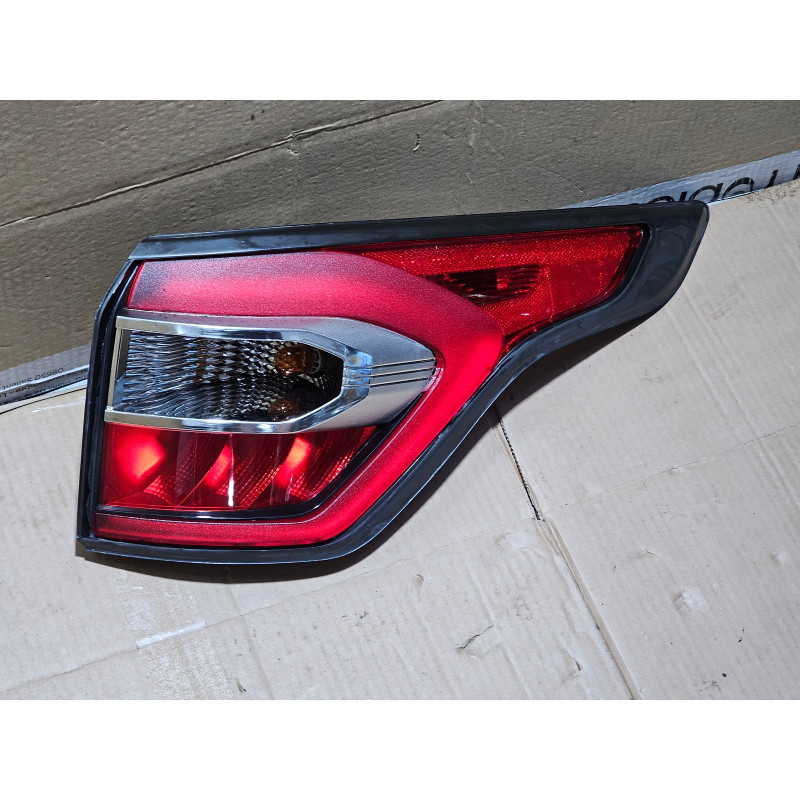 FORD  ESCAPE C520 RIGHT LED TAIL LAMP 2017-2019 GJ54-13404-AD GJ54-13404-AB GJ54-13404-A DEFECT-NOT INCLUDED GLASS