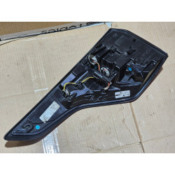 FORD  ESCAPE C520 RIGHT LED TAIL LAMP 2017-2019 GJ54-13404-AD GJ54-13404-AB GJ54-13404-A DEFECT-NOT INCLUDED GLASS