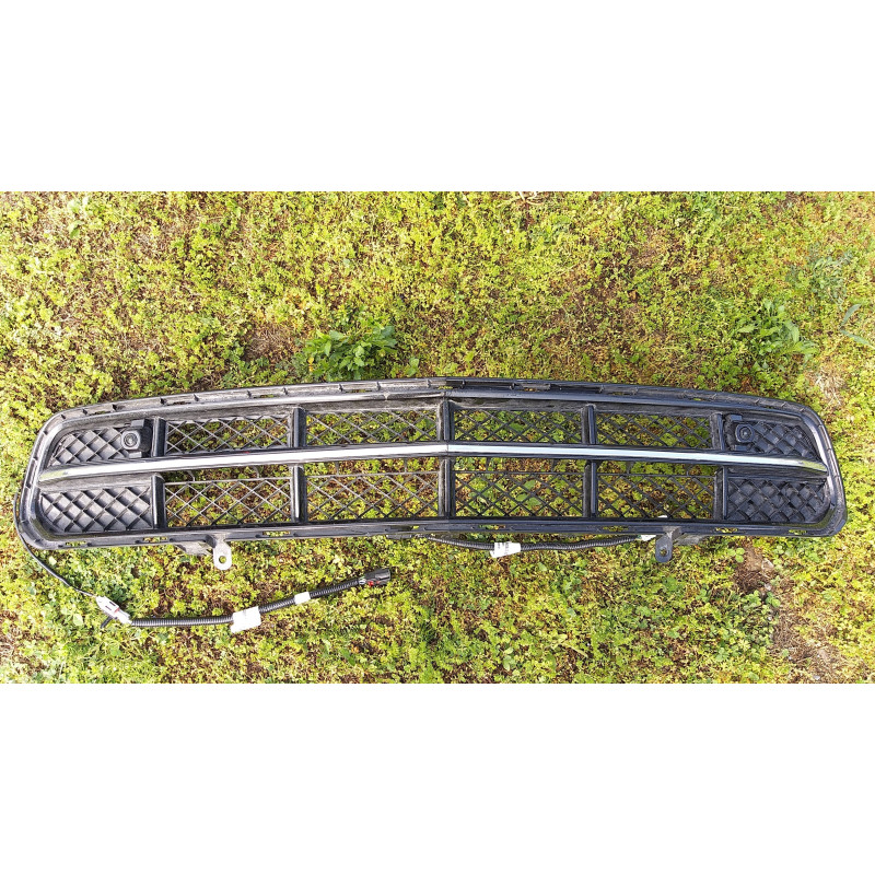 CHEVROLET CORVETTE C7 LOWER GRILL W CAMERAS 2014-2019 GM 22790940 23390857 23247555 23334751 23334752