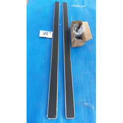 DODGE RAM 1500 CREW CAB 4 in. STEP RUNNING BOARDS Hairline Silver 2009-2018  IB04DBJ8A R109222 20180301 220cm NEW